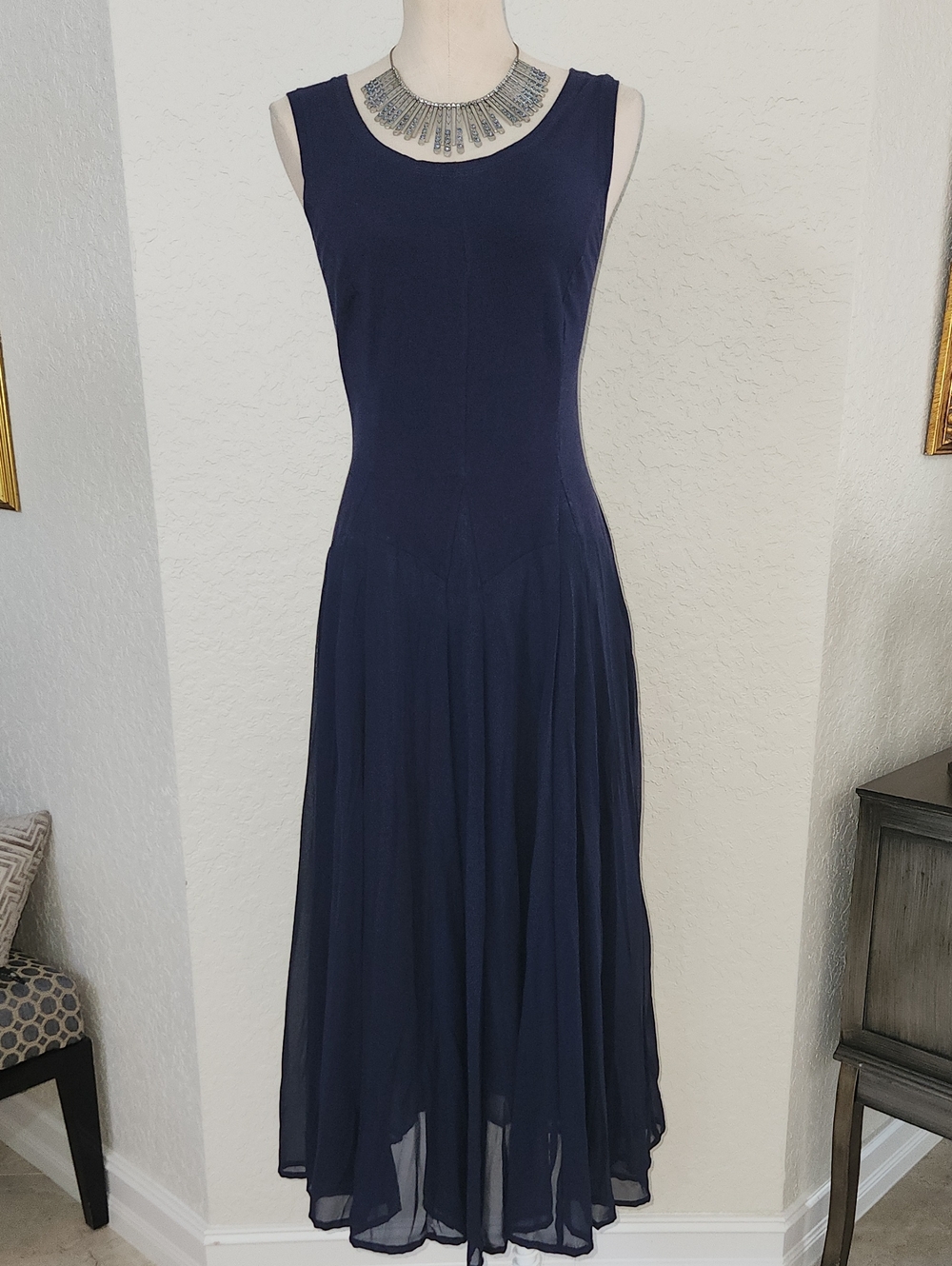 Kaktus Navy Sleeveless Flowing Maxi Dress